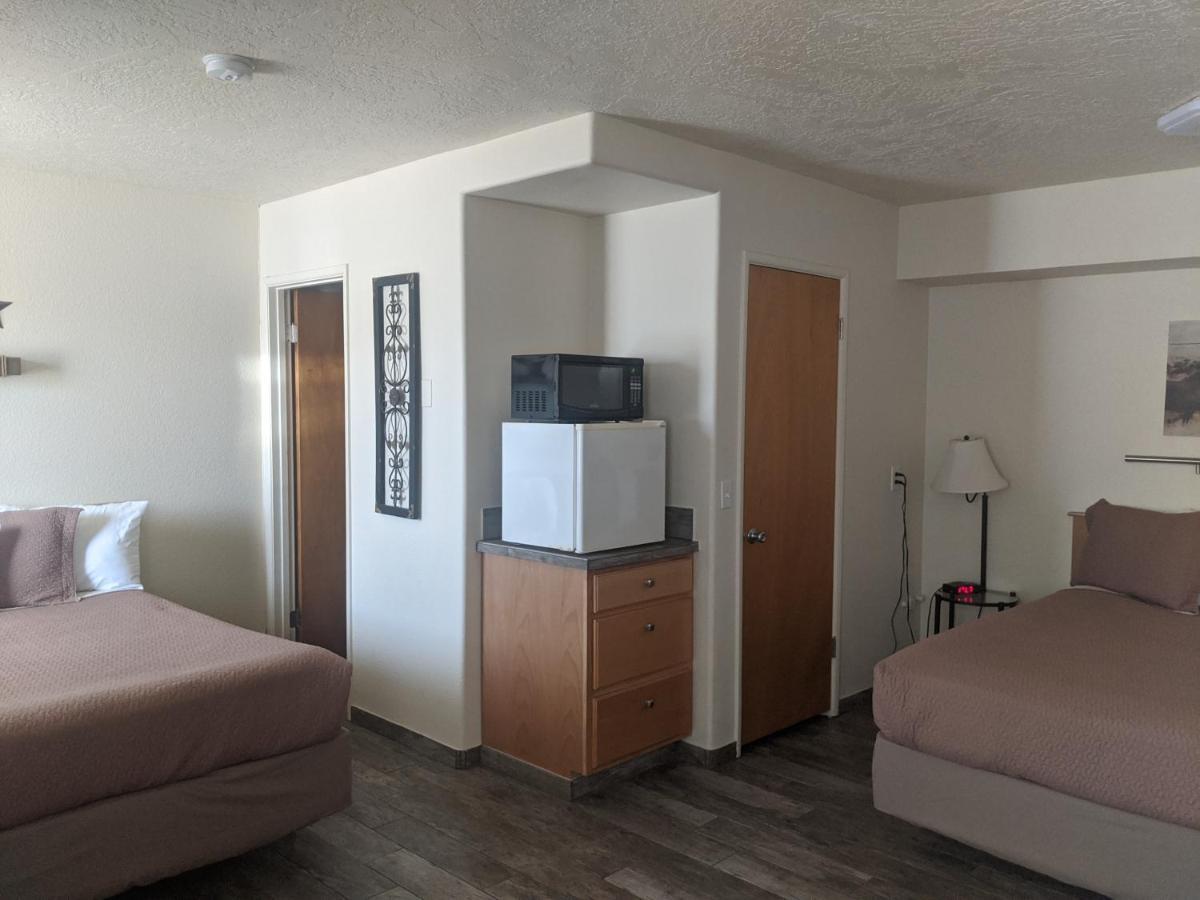 Little Daisy Motel 2*